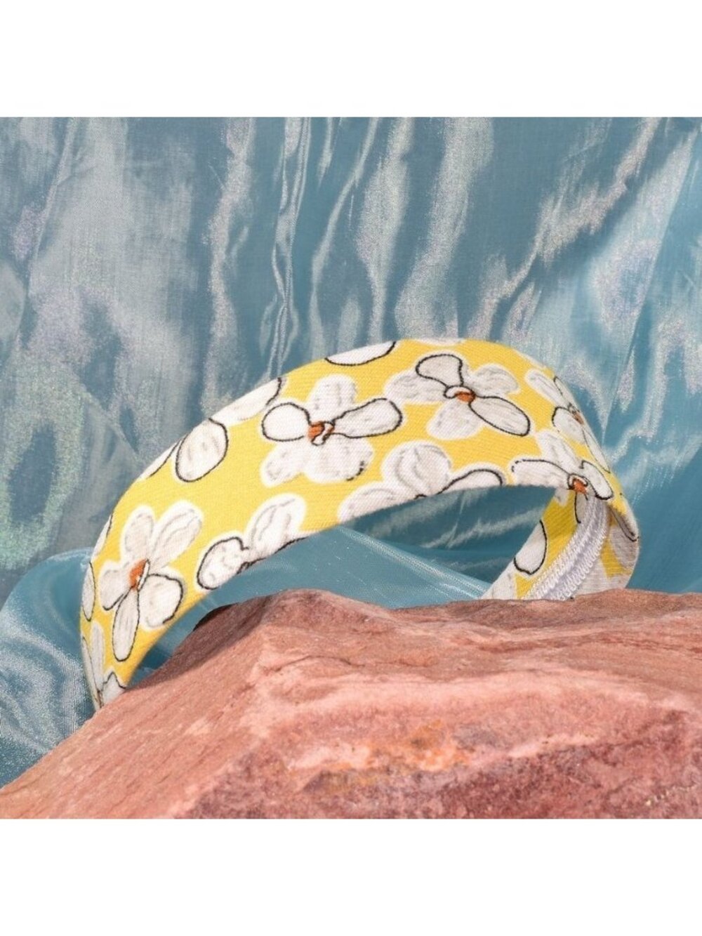 Raelynn Chris Artistic Flowers on Yellow Floral Pattern Headband Gift Packaged